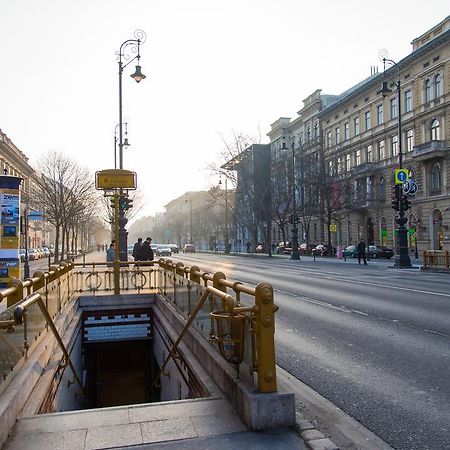 Home, Far Away From Home Budapest Exterior photo